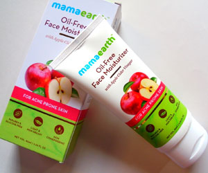 mamaearth oil free moisturizer